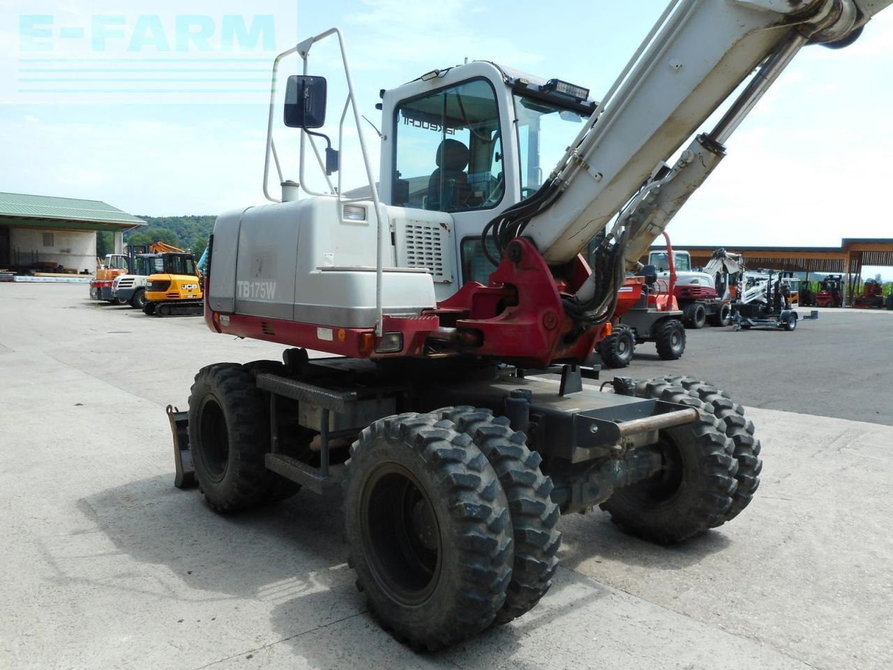 Minikotró Takeuchi tb 175w mit powertilt + hydr. sw + 3 löffel: 13 kép.