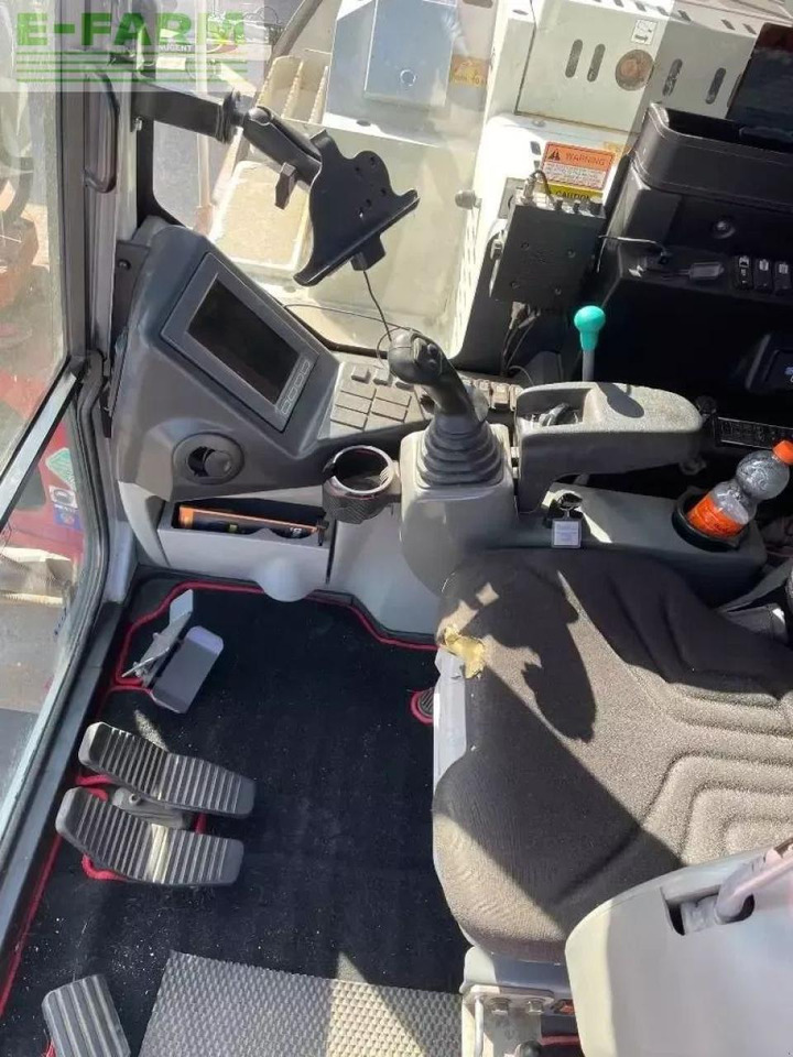 Takeuchi tb 2150 - Lánctalpas kotró: 3 kép. Takeuchi tb 2150 - Lánctalpas kotró: 3 kép.