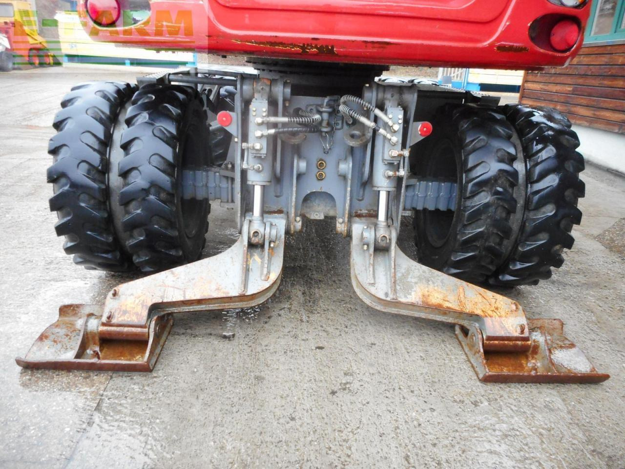 Gumikerekes kotró Takeuchi tb295w mit vollausstattung u. 3 löffel ( zentra: 16 kép.