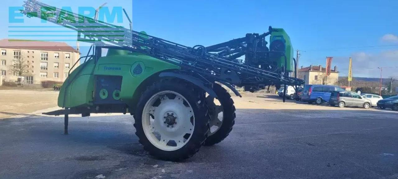 Tecnoma tecnis 3100 - Vontatott permetezők: 3 kép. Tecnoma tecnis 3100 - Vontatott permetezők: 3 kép.