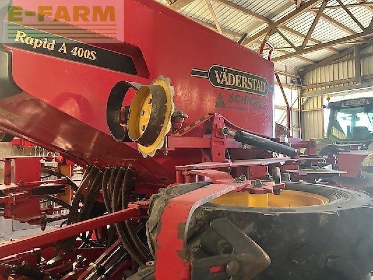 Väderstad rapid 400 s - Szemenkénti vetőgép: 5 kép. Väderstad rapid 400 s - Szemenkénti vetőgép: 5 kép.