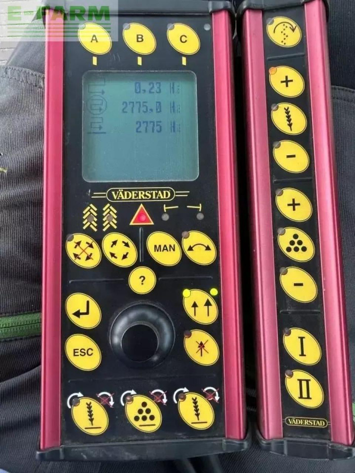 Kombinált vetőgép Väderstad rapid 400c: 6 kép. Kombinált vetőgép Väderstad rapid 400c: 6 kép.