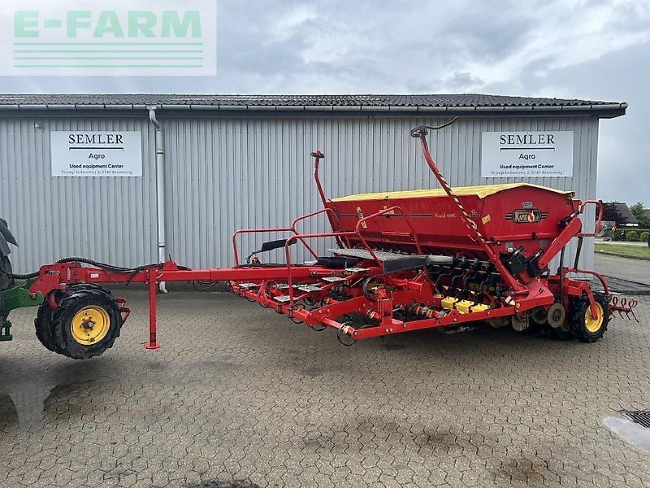 Väderstad rapid 400c - Szemenkénti vetőgép: 1 kép. Väderstad rapid 400c - Szemenkénti vetőgép: 1 kép.