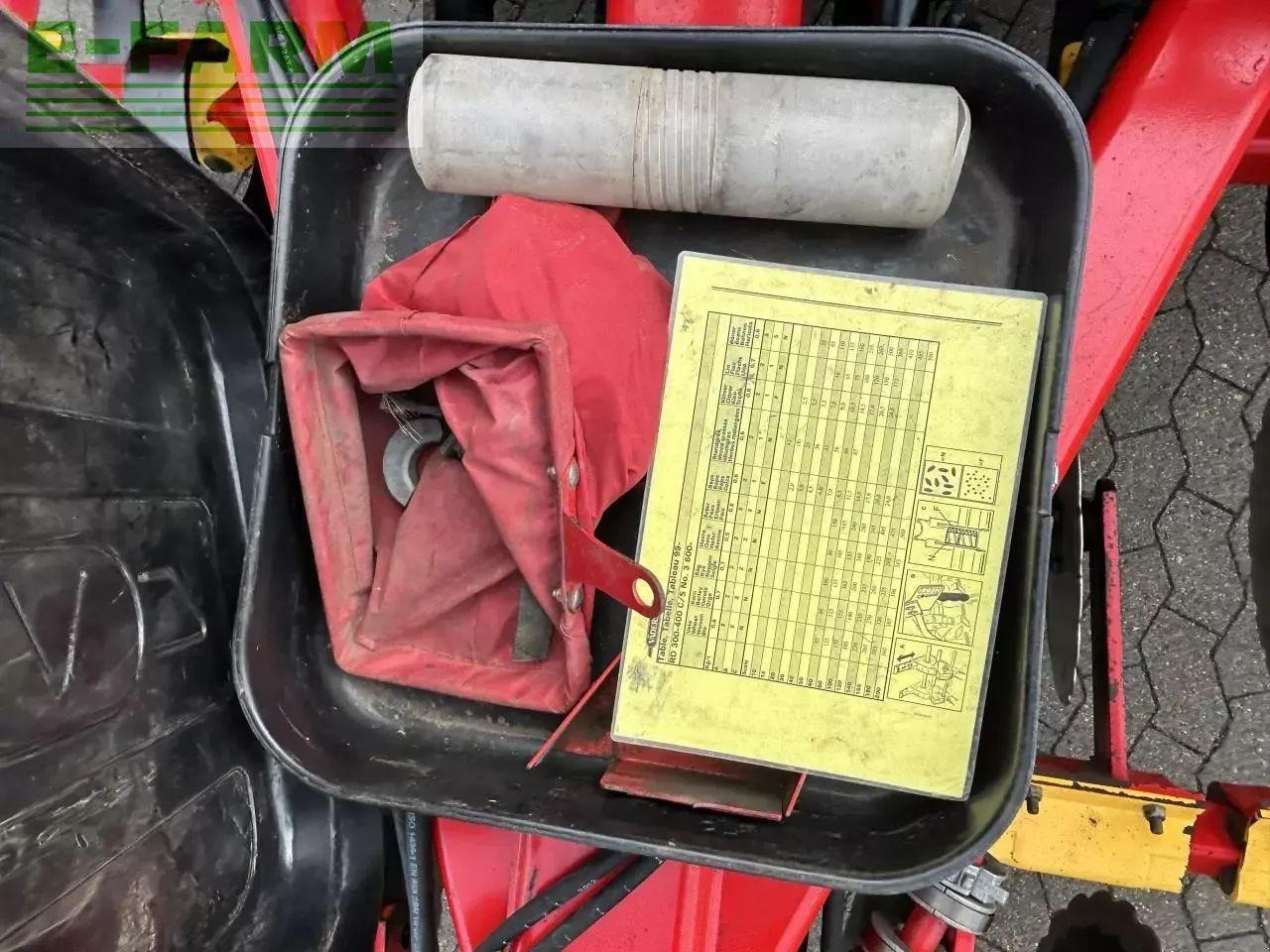 Väderstad rapid 400c - Kombinált vetőgép: 3 kép. Väderstad rapid 400c - Kombinált vetőgép: 3 kép.