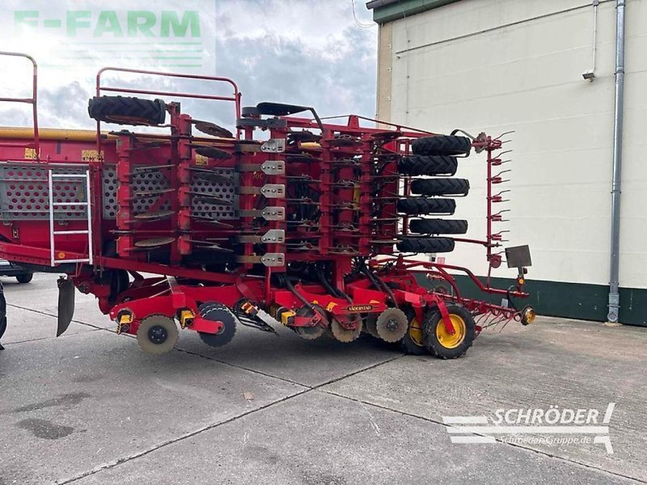 Väderstad rapid a 600 c jumbo - Szemenkénti vetőgép: 3 kép. Väderstad rapid a 600 c jumbo - Szemenkénti vetőgép: 3 kép.