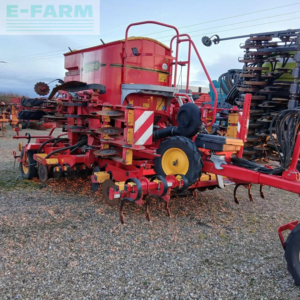 Väderstad rapid rda 400s - Precíziós vetőgép: 2 kép. Väderstad rapid rda 400s - Precíziós vetőgép: 2 kép.