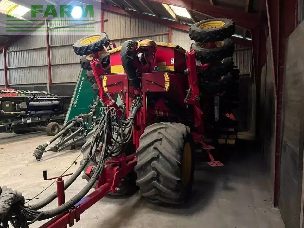 Väderstad rda600 c - Szemenkénti vetőgép: 2 kép. Väderstad rda600 c - Szemenkénti vetőgép: 2 kép.