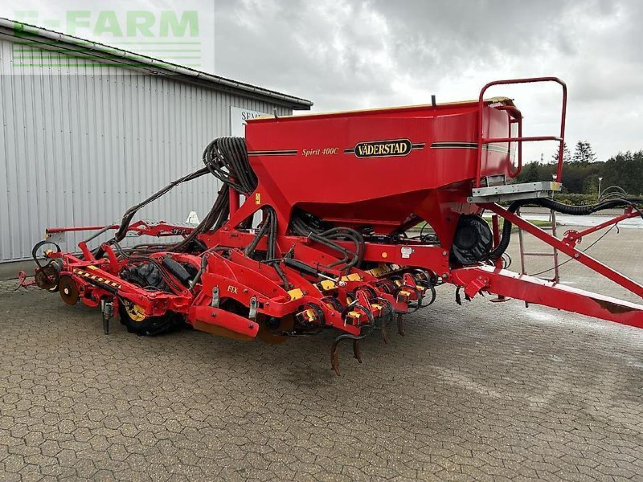 Väderstad spirit 400c - Szemenkénti vetőgép: 3 kép. Väderstad spirit 400c - Szemenkénti vetőgép: 3 kép.