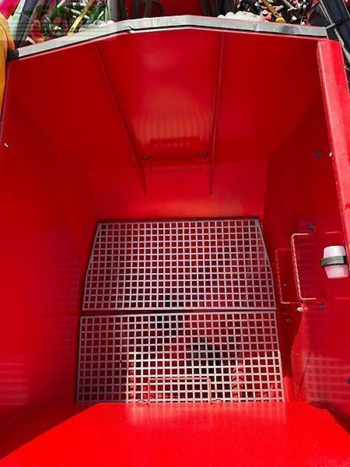 Väderstad spirit 600c - Szemenkénti vetőgép: 5 kép. Väderstad spirit 600c - Szemenkénti vetőgép: 5 kép.