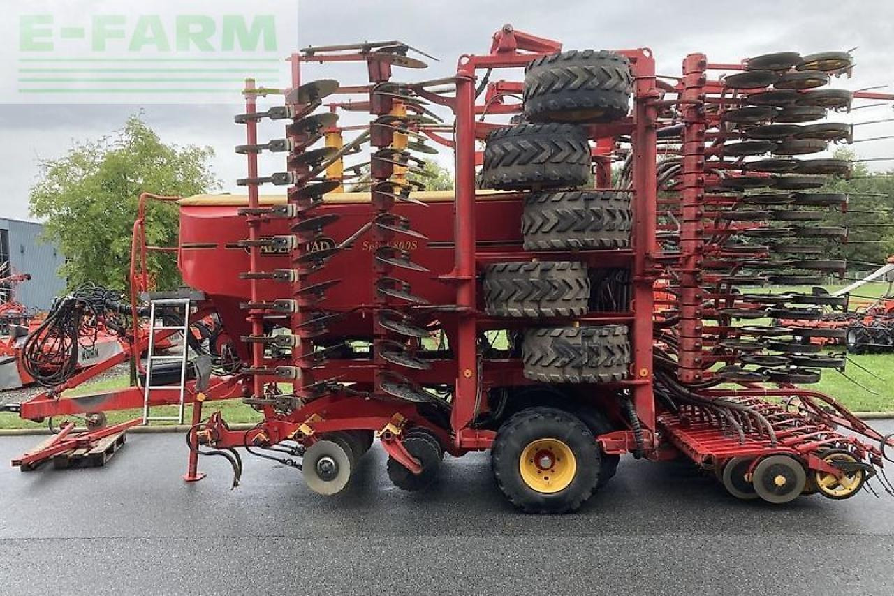 Väderstad spirit 800 s - Szemenkénti vetőgép: 2 kép. Väderstad spirit 800 s - Szemenkénti vetőgép: 2 kép.