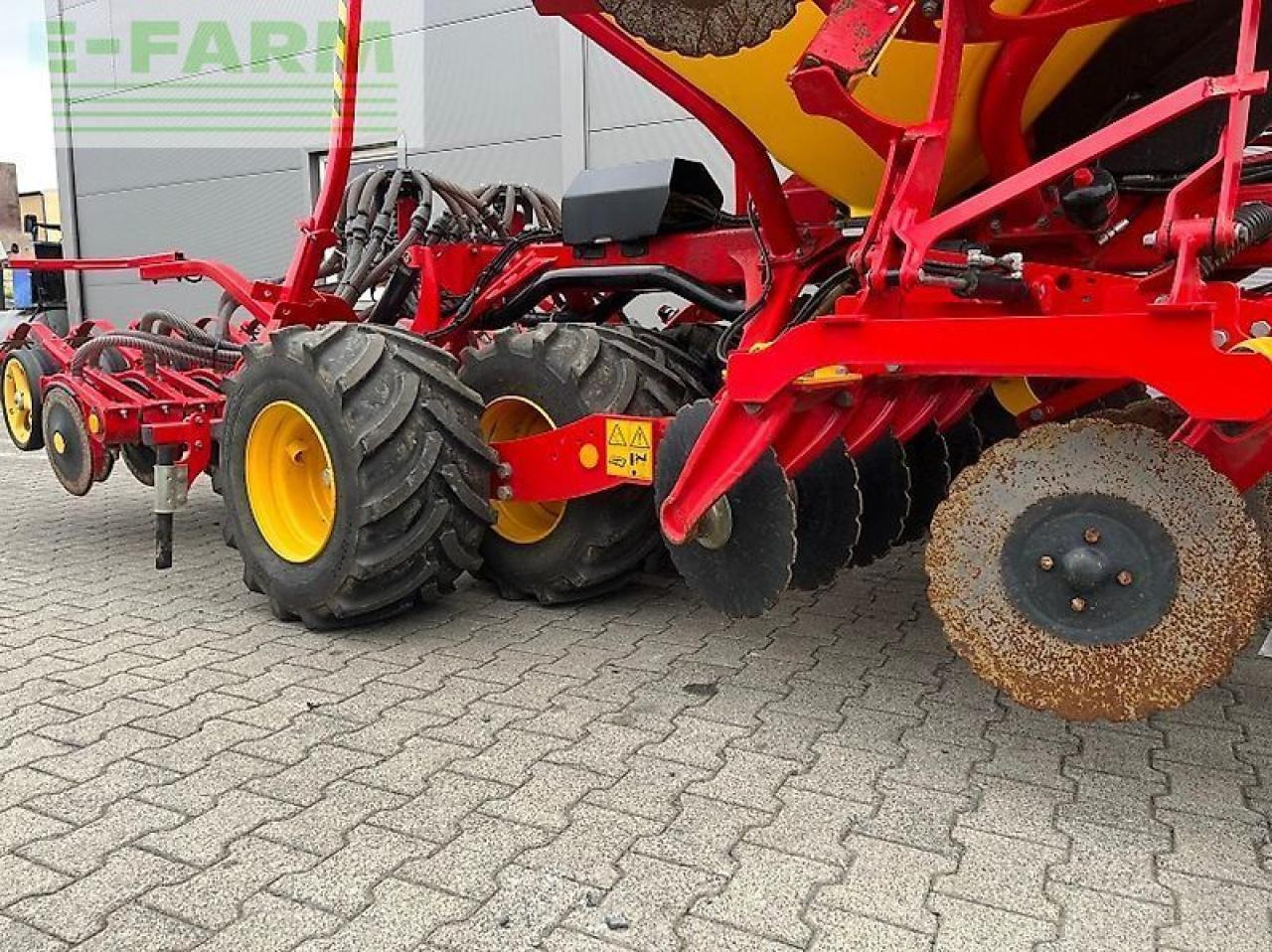 Väderstad spirit r str 300 s - Szemenkénti vetőgép: 5 kép. Väderstad spirit r str 300 s - Szemenkénti vetőgép: 5 kép.