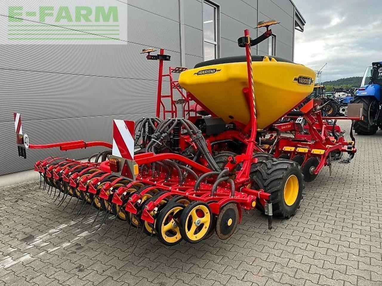 Väderstad spirit r str 300 s - Szemenkénti vetőgép: 4 kép. Väderstad spirit r str 300 s - Szemenkénti vetőgép: 4 kép.