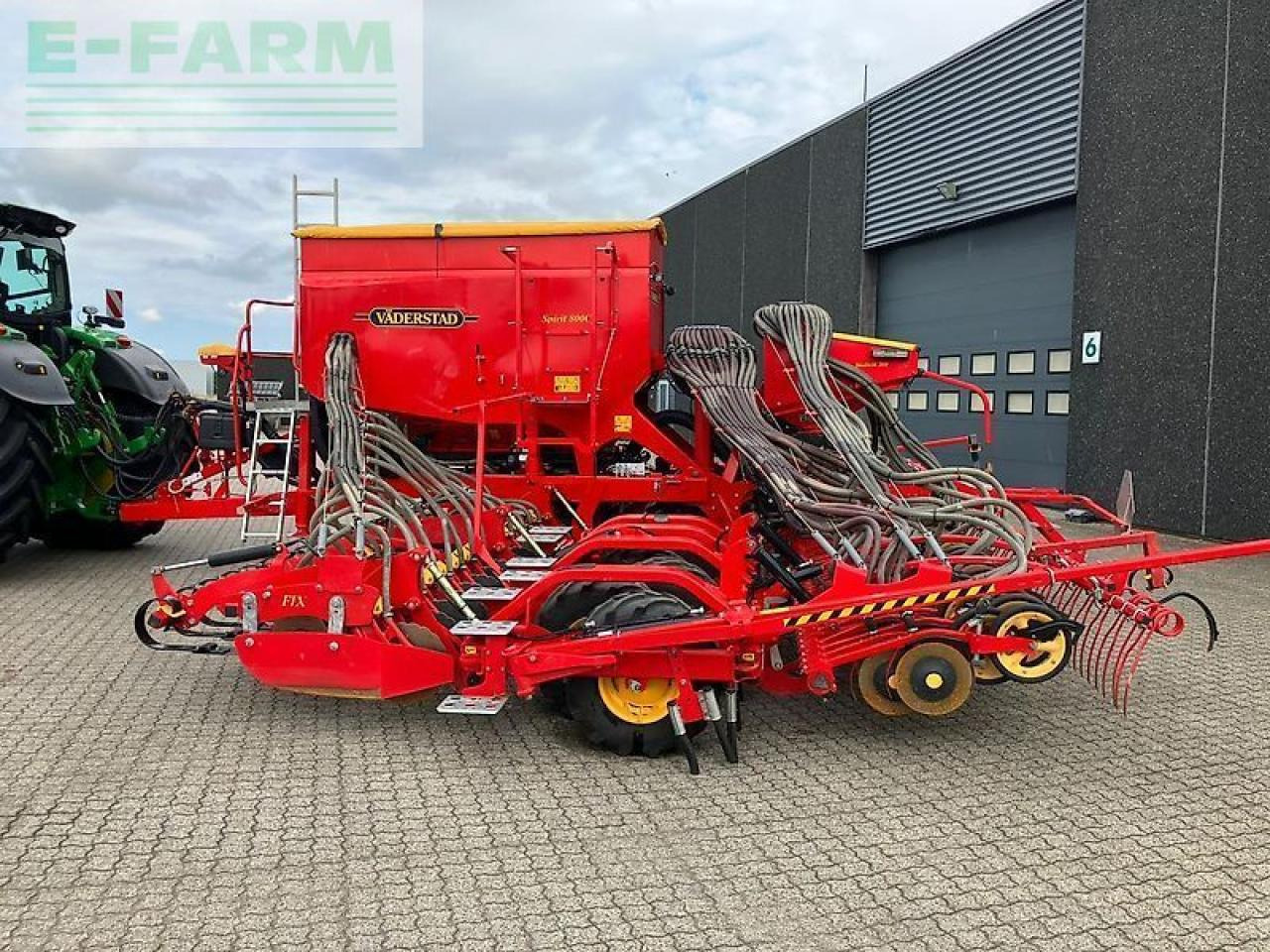 Väderstad spirit st 800c - Szemenkénti vetőgép: 5 kép. Väderstad spirit st 800c - Szemenkénti vetőgép: 5 kép.