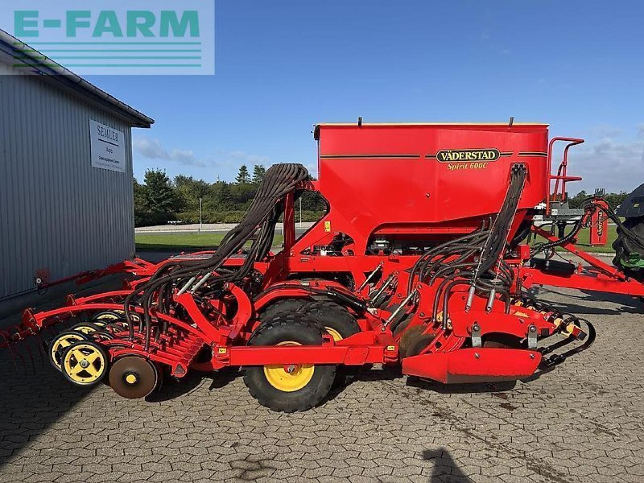 Väderstad spirit st600c - Szemenkénti vetőgép: 4 kép. Väderstad spirit st600c - Szemenkénti vetőgép: 4 kép.