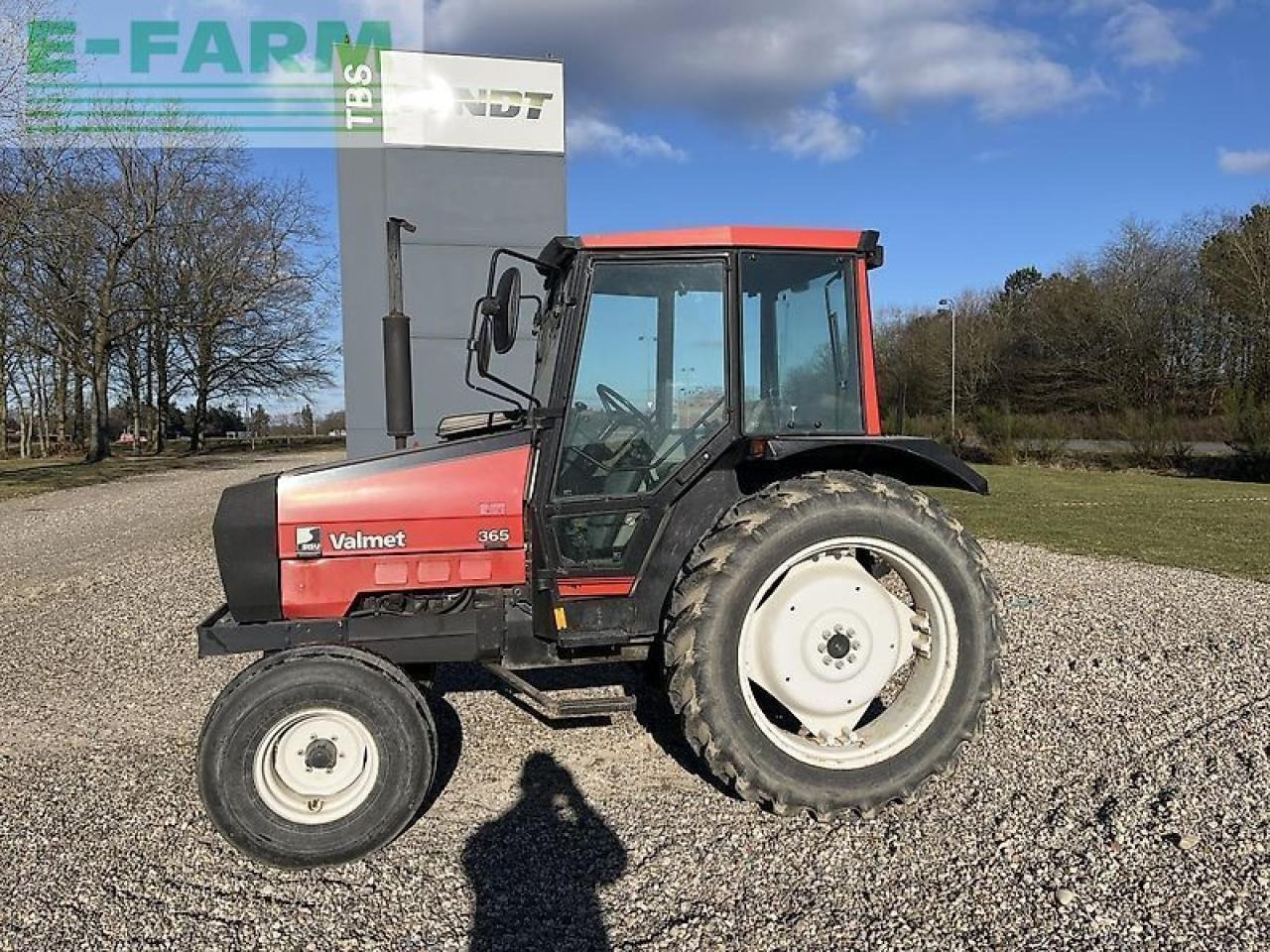 Valmet 365 - Traktor: 1 kép. Valmet 365 - Traktor: 1 kép.