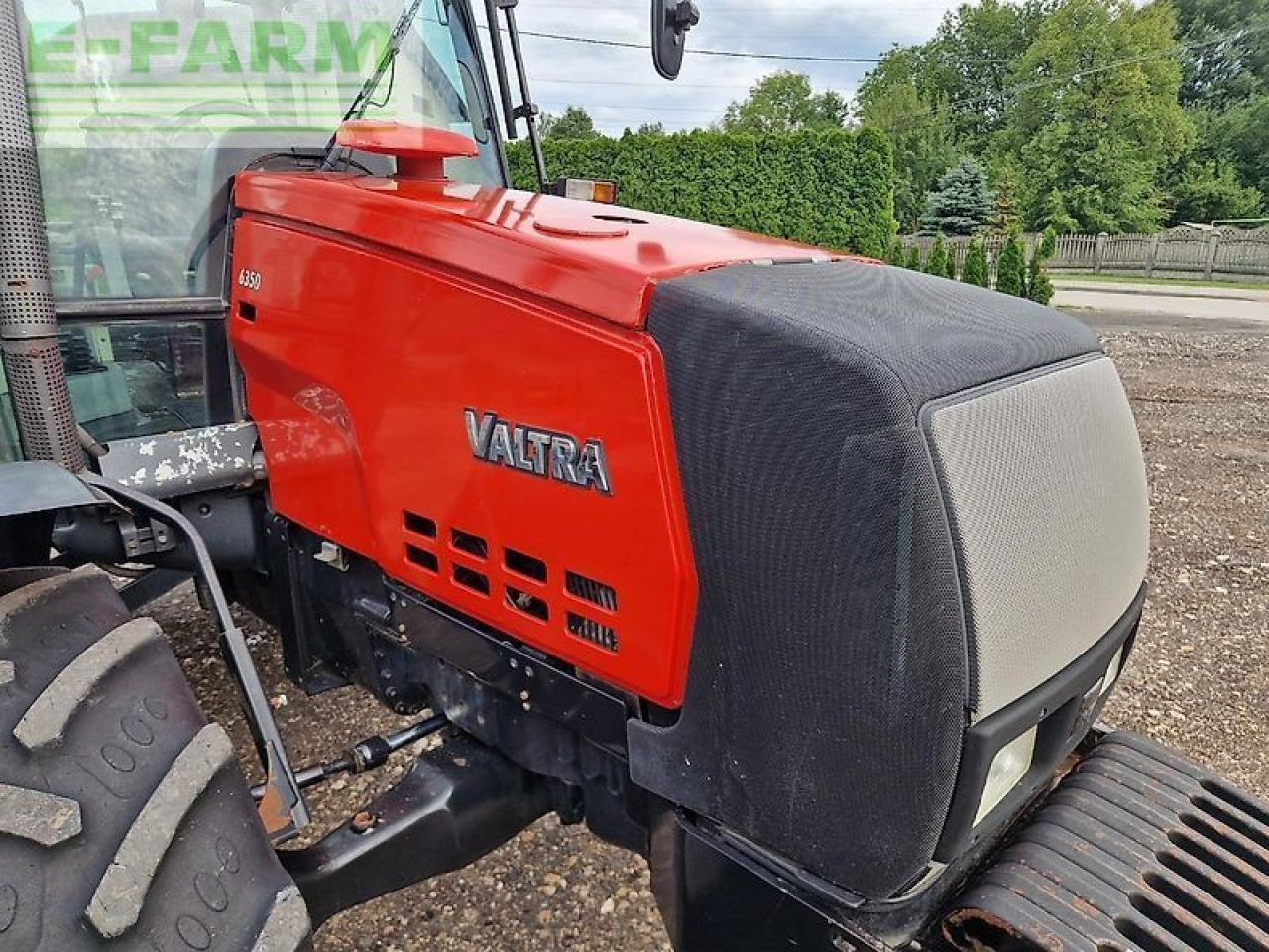 Valtra 6350 - Traktor: 4 kép. Valtra 6350 - Traktor: 4 kép.