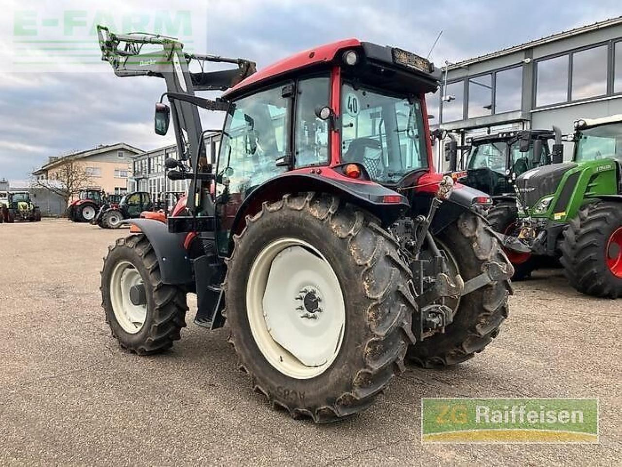 Valtra a104 mit frontlader - Traktor: 5 kép. Valtra a104 mit frontlader - Traktor: 5 kép.