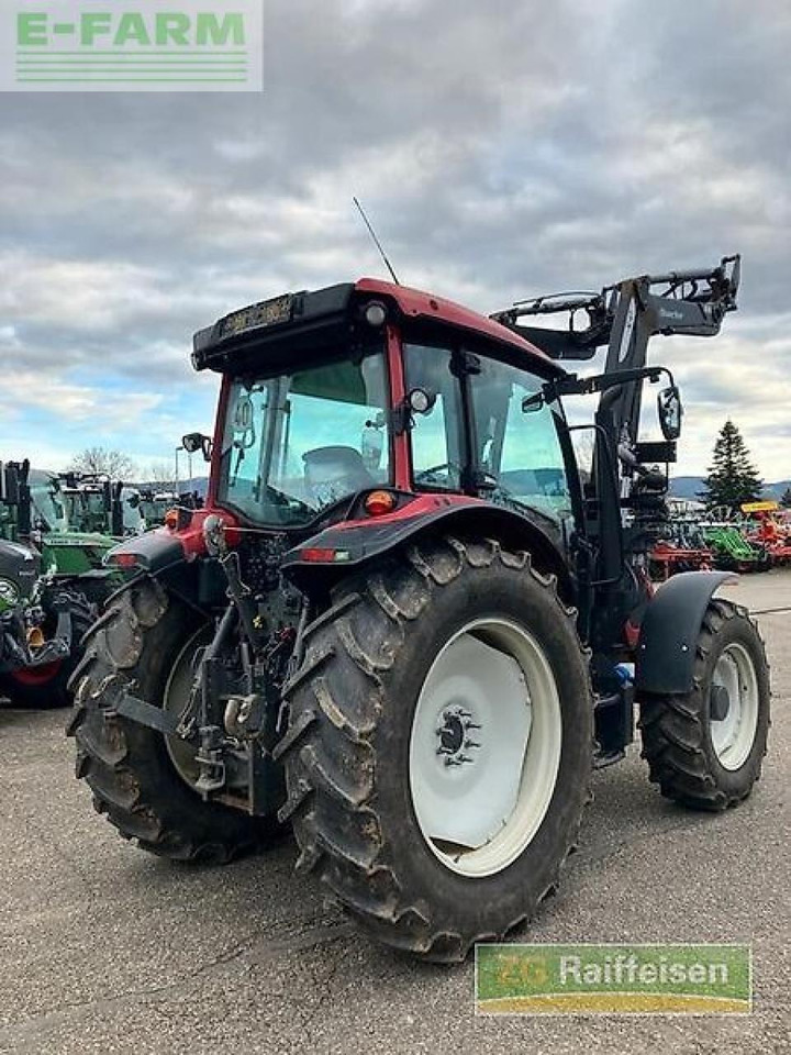 Traktor Valtra a104 mit frontlader: 8 kép.