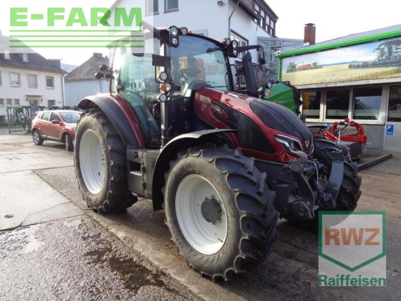 Valtra g135 a schlepper - Traktor: 2 kép. Valtra g135 a schlepper - Traktor: 2 kép.