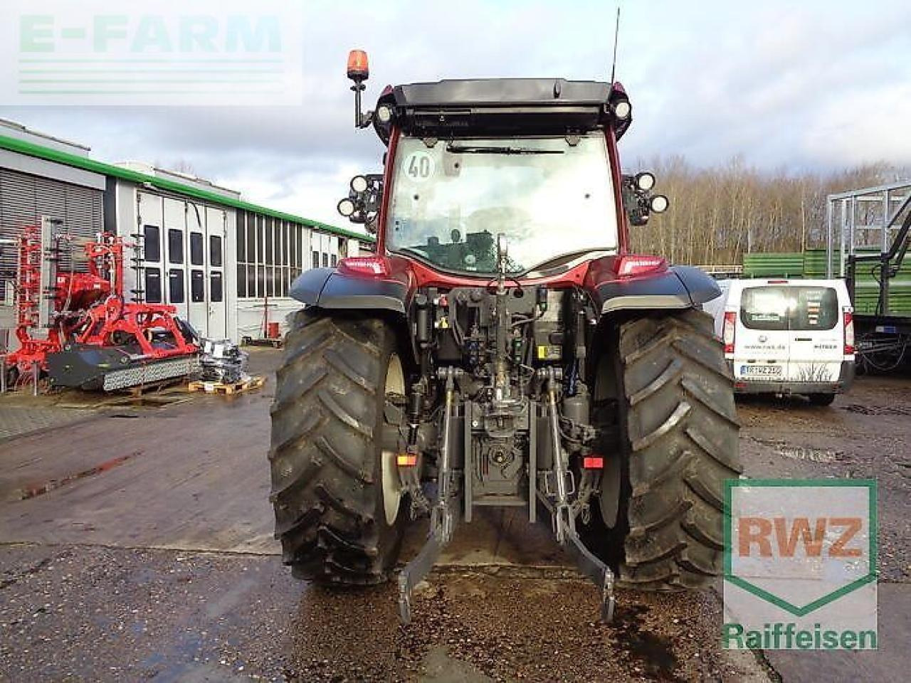 Valtra g135 a schlepper - Traktor: 3 kép. Valtra g135 a schlepper - Traktor: 3 kép.