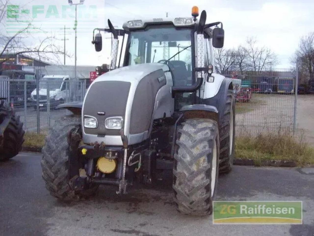Valtra gebr. allradschlepper m - Traktor: 1 kép. Valtra gebr. allradschlepper m - Traktor: 1 kép.