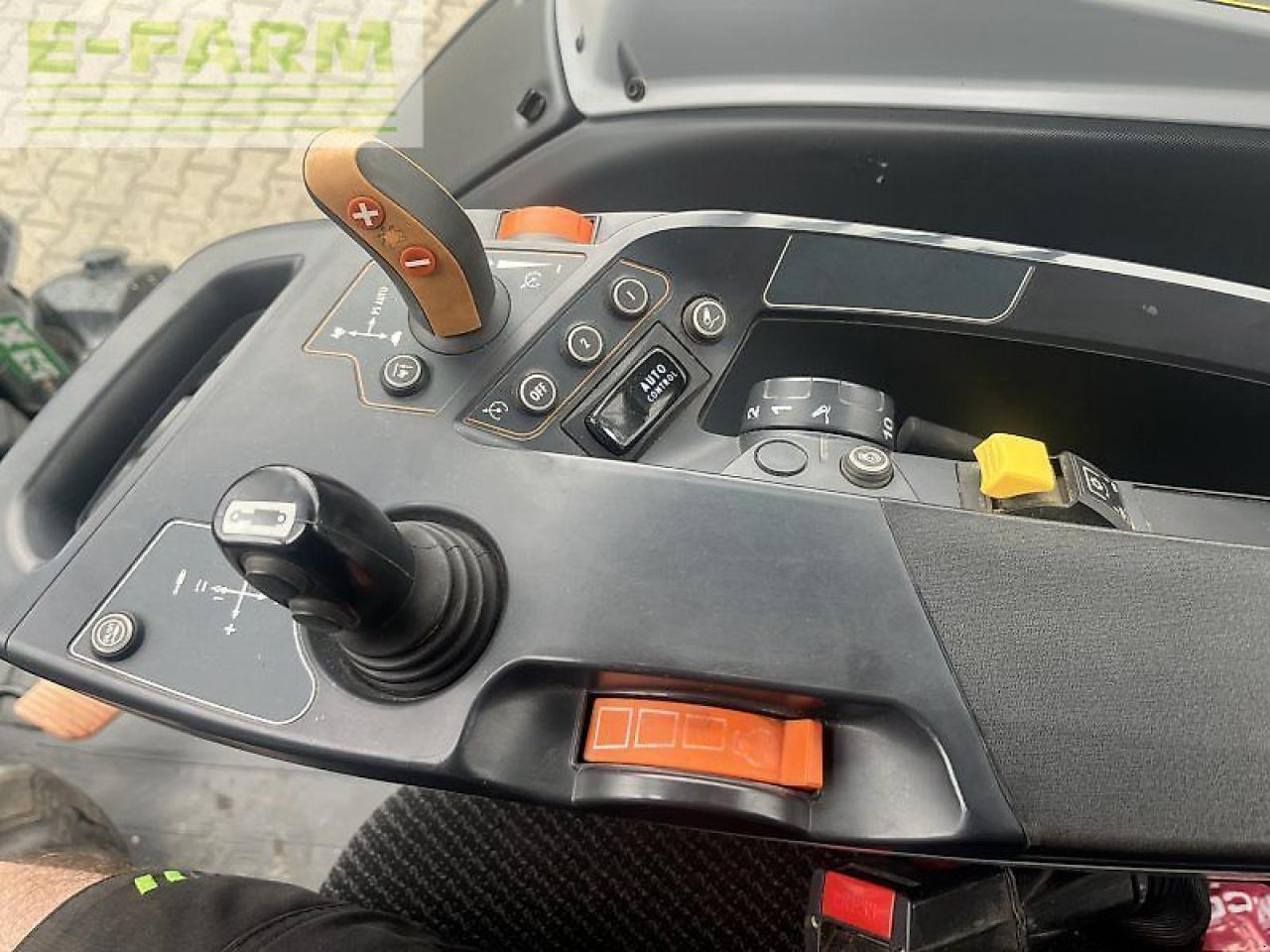 Valtra n 134 aktiv - Traktor: 4 kép. Valtra n 134 aktiv - Traktor: 4 kép.