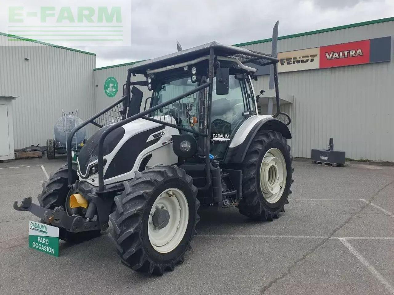 Valtra n 135 direct smarttouch Direct - Traktor: 1 kép. Valtra n 135 direct smarttouch Direct - Traktor: 1 kép.