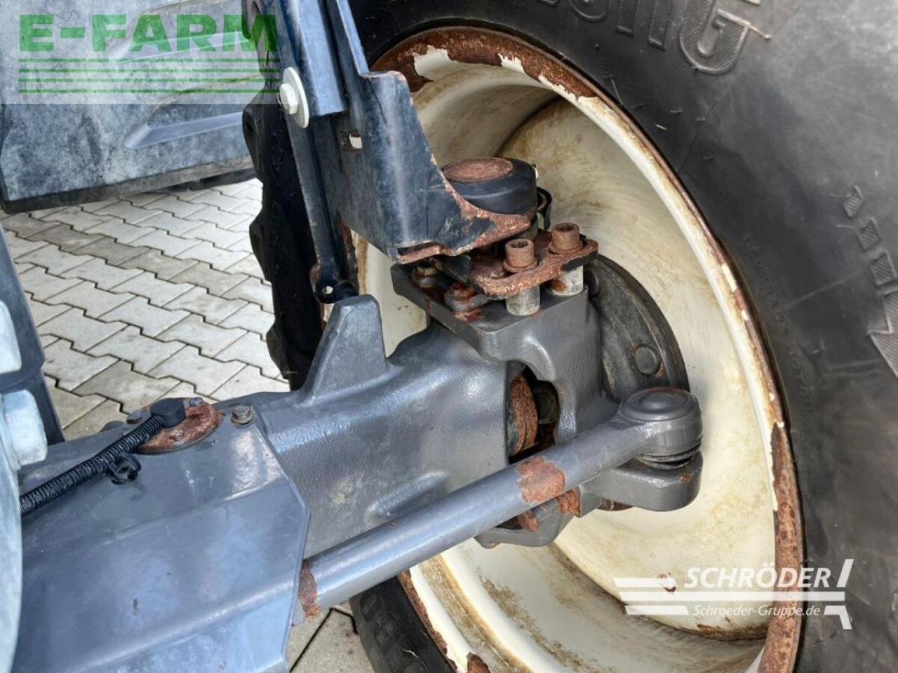 Traktor Valtra n 154 ea: 14 kép.