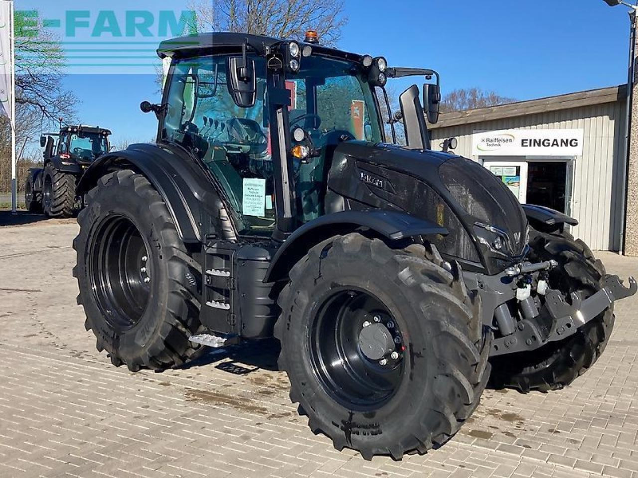 Valtra n 155ea - Traktor: 4 kép. Valtra n 155ea - Traktor: 4 kép.