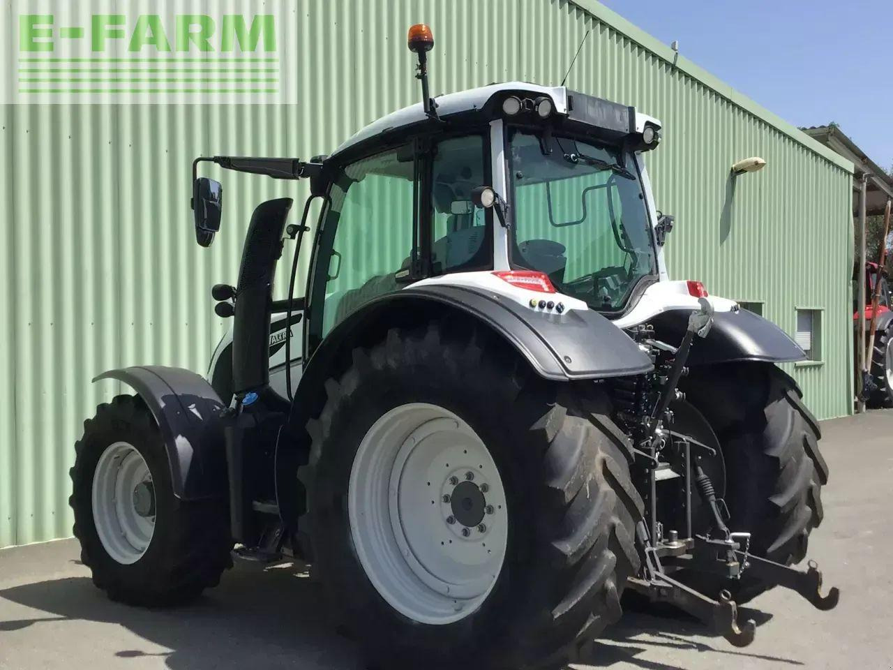 Valtra n 174 direct Direct - Traktor: 3 kép. Valtra n 174 direct Direct - Traktor: 3 kép.
