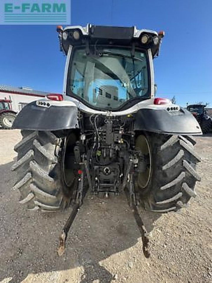 Valtra n134 h5 - Traktor: 5 kép. Valtra n134 h5 - Traktor: 5 kép.