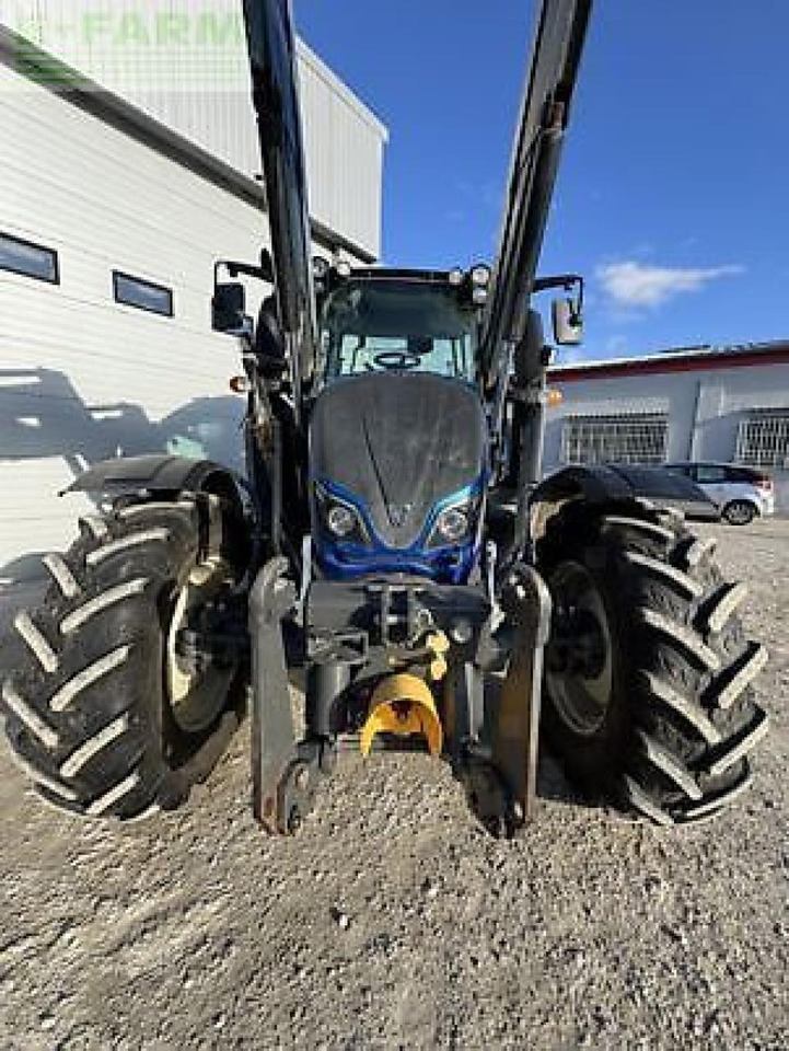 Valtra n134a - Traktor: 2 kép. Valtra n134a - Traktor: 2 kép.