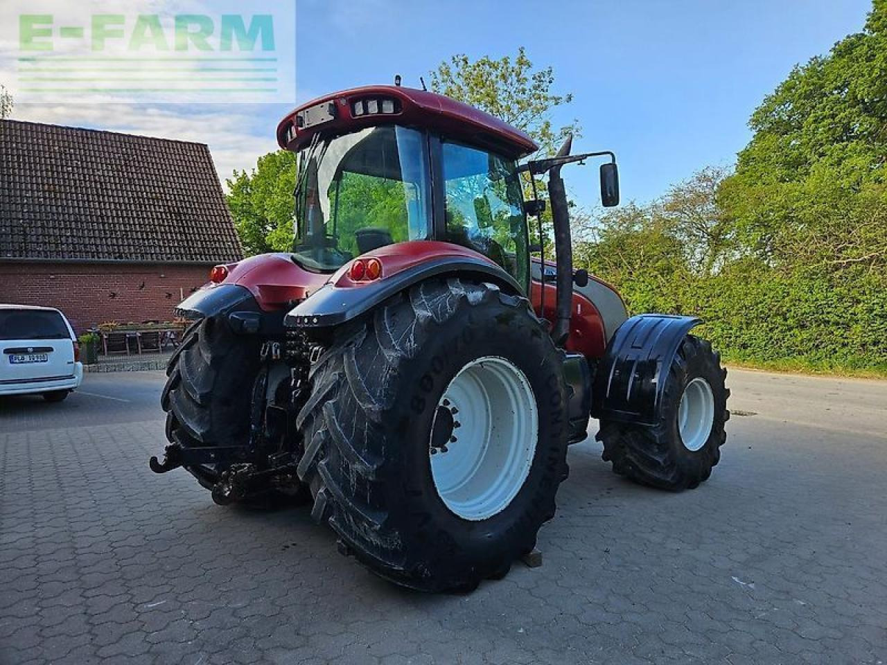 Valtra s 280 - Traktor: 4 kép. Valtra s 280 - Traktor: 4 kép.