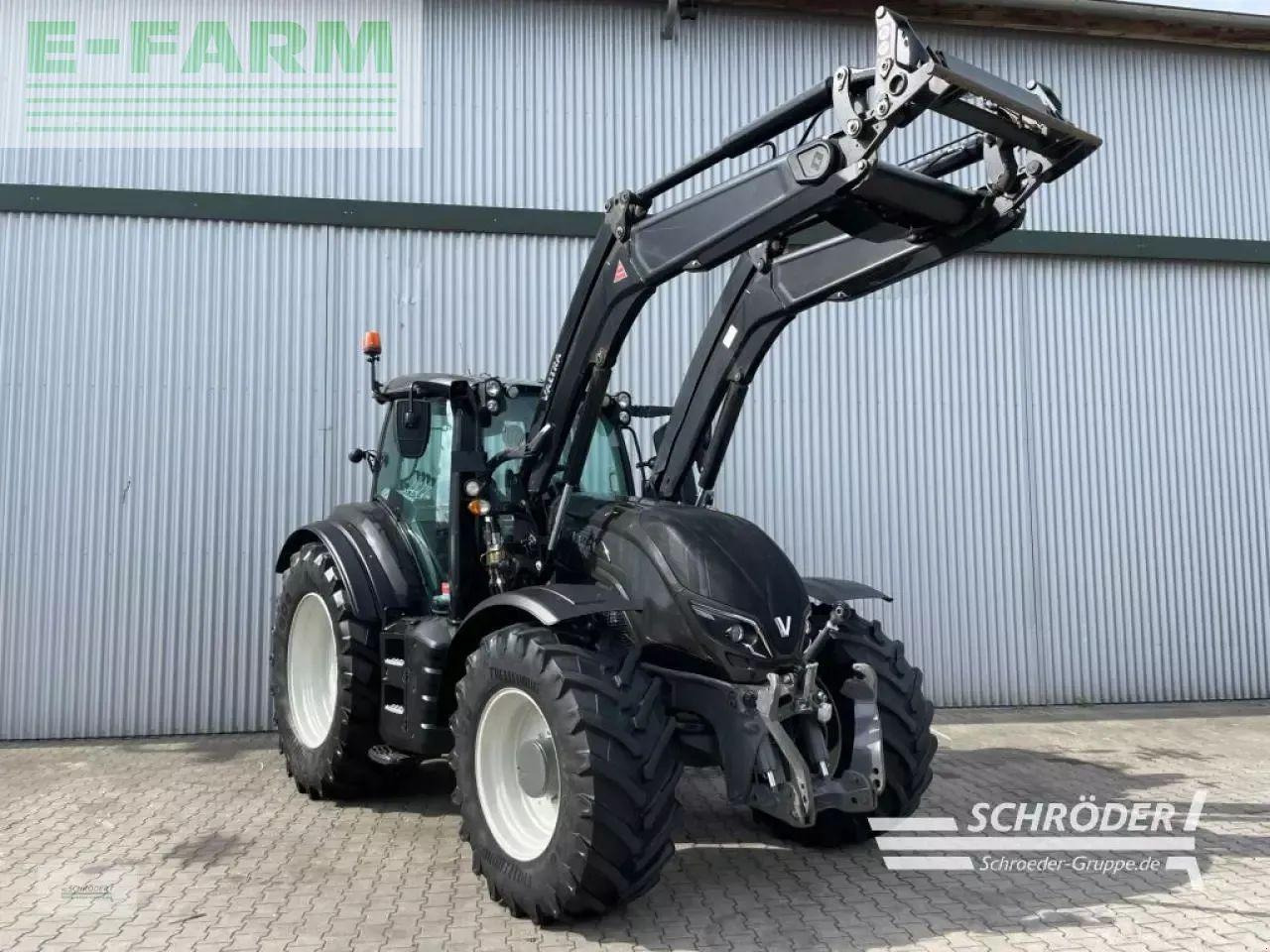 Valtra t 174 ea - Traktor: 1 kép. Valtra t 174 ea - Traktor: 1 kép.