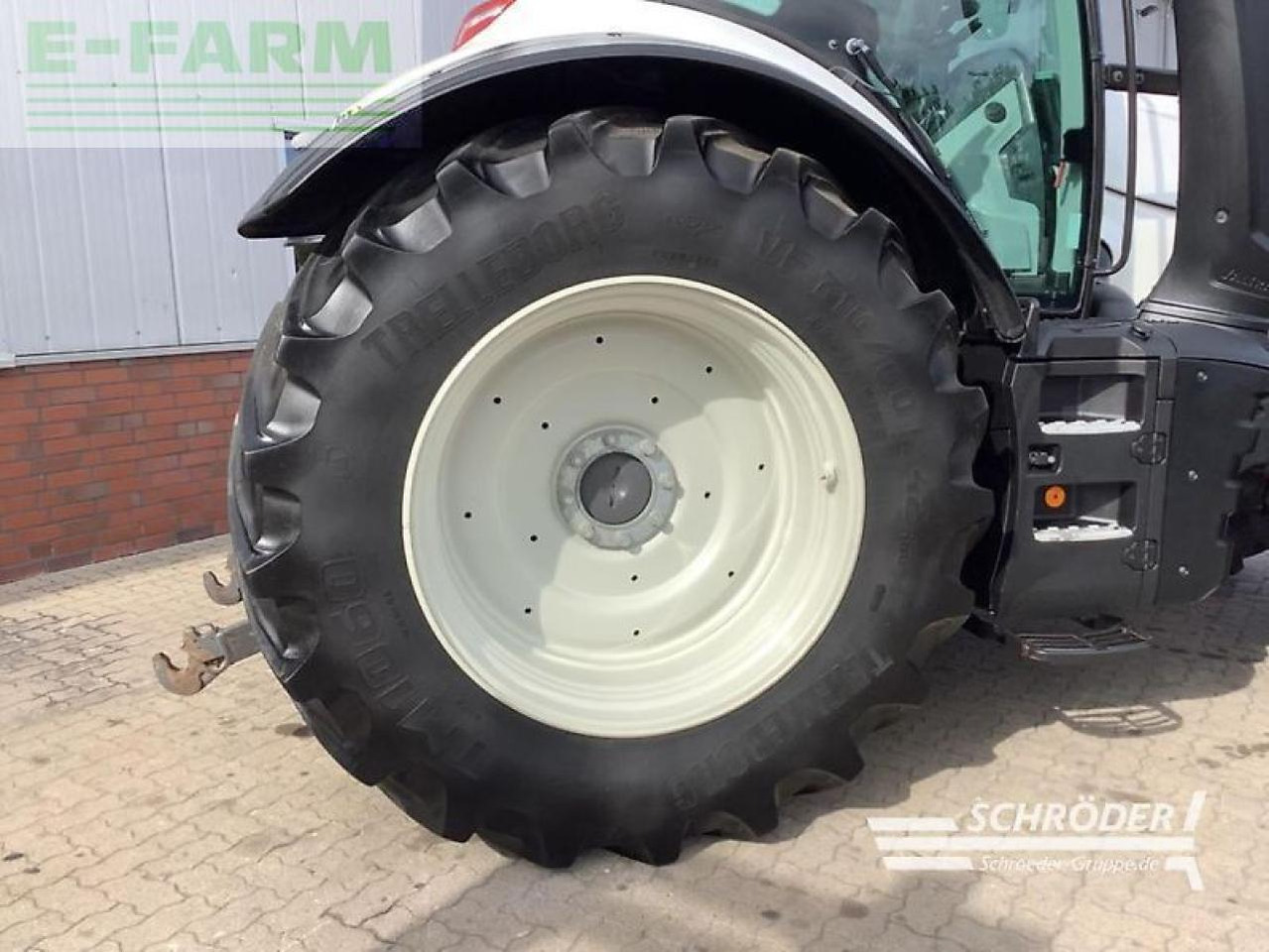 Traktor Valtra t 175 ed smarttouch | rtk | unlimited: 15 kép. Traktor Valtra t 175 ed smarttouch | rtk | unlimited: 15 kép.