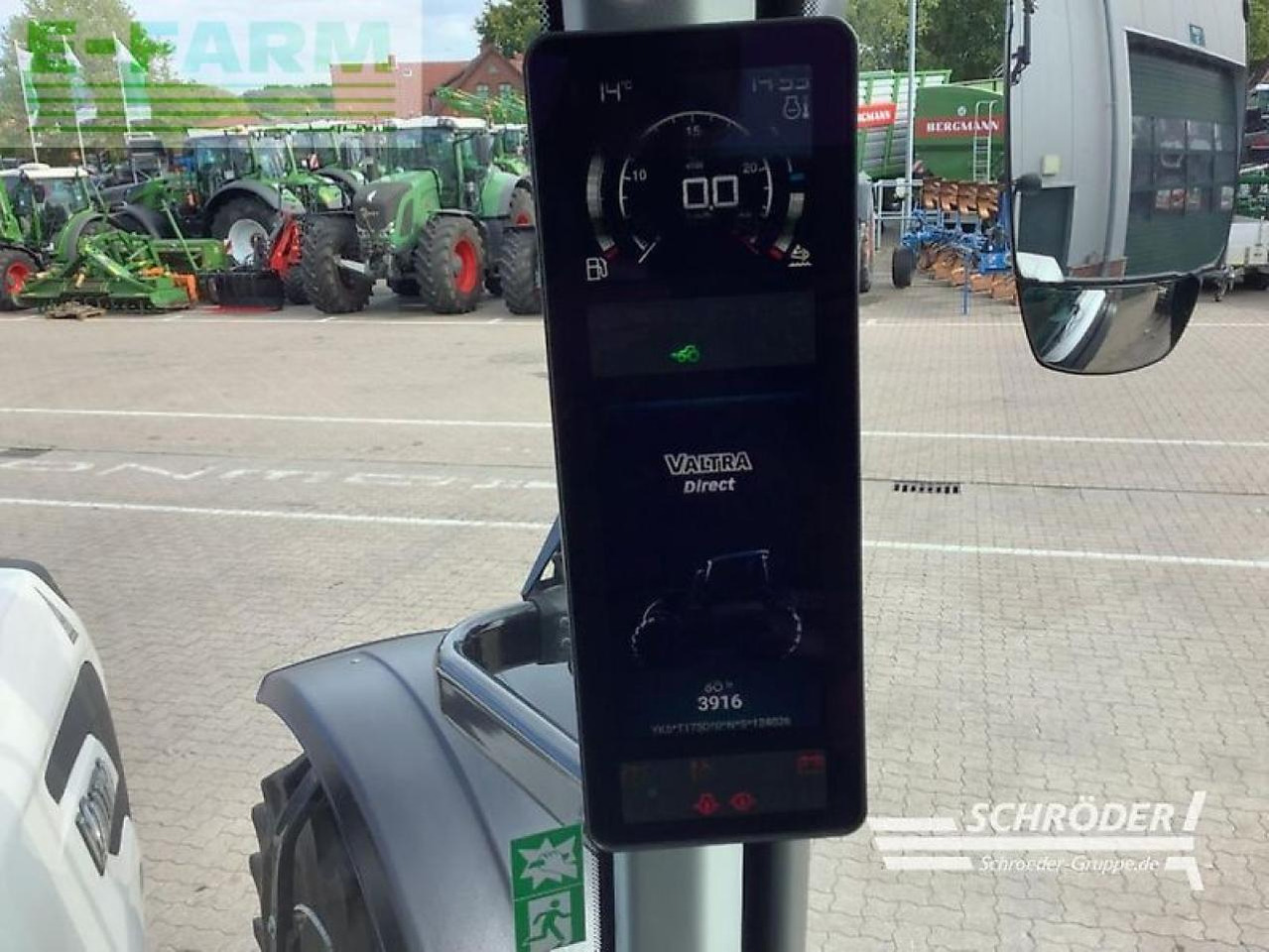 Traktor Valtra t 175 ed smarttouch | rtk | unlimited: 11 kép. Traktor Valtra t 175 ed smarttouch | rtk | unlimited: 11 kép.