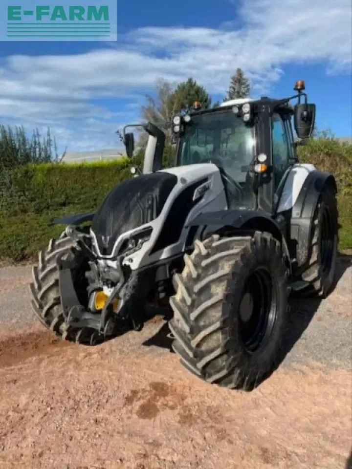 Valtra t 215 versu Versu - Traktor: 2 kép. Valtra t 215 versu Versu - Traktor: 2 kép.