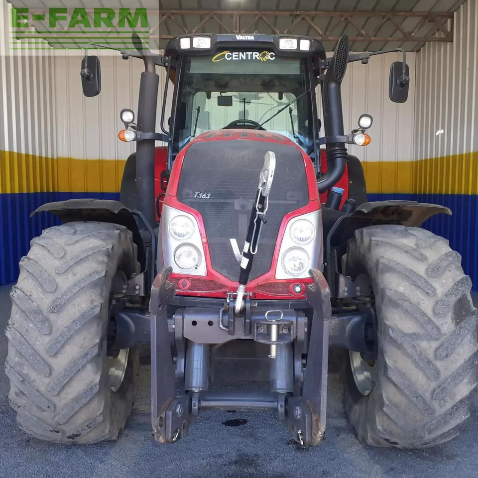 Valtra t163 - Traktor: 3 kép. Valtra t163 - Traktor: 3 kép.