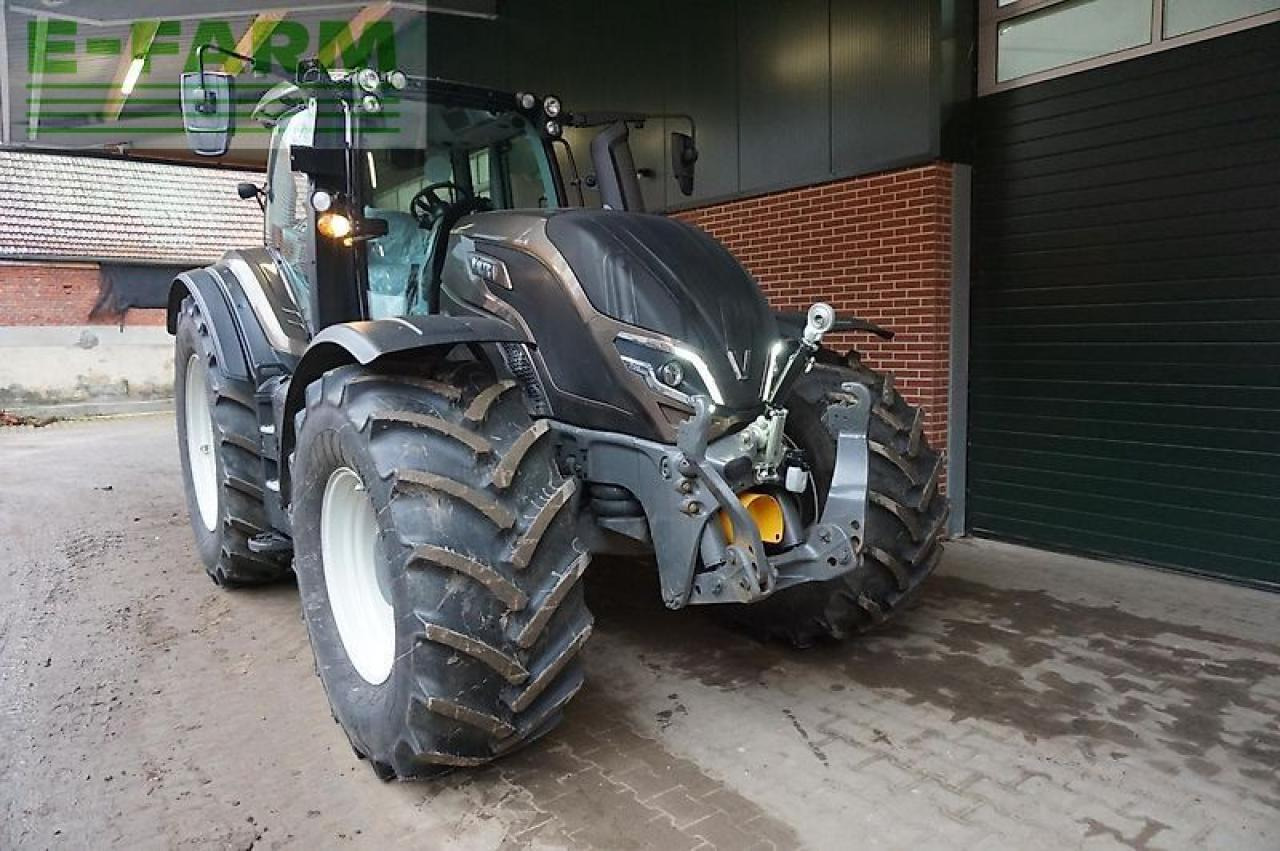 Valtra t175 active Active - Traktor: 2 kép. Valtra t175 active Active - Traktor: 2 kép.