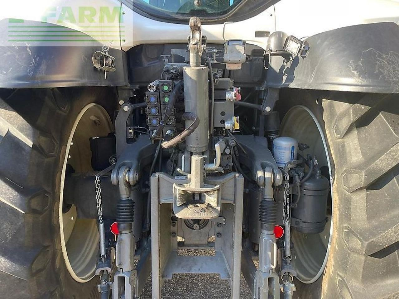 Valtra t215 direct Direct - Traktor: 4 kép. Valtra t215 direct Direct - Traktor: 4 kép.