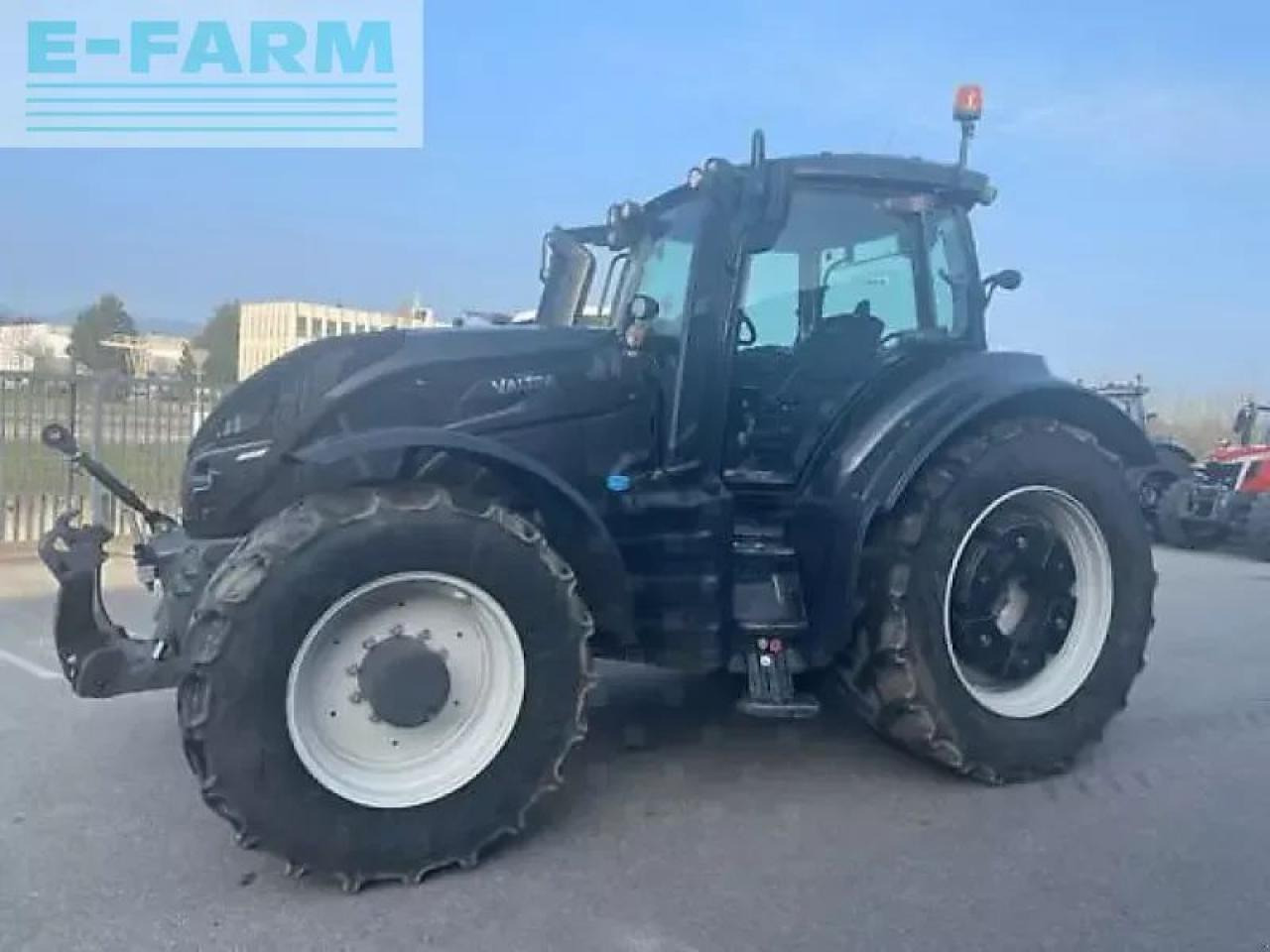Valtra t254v - Traktor: 1 kép. Valtra t254v - Traktor: 1 kép.