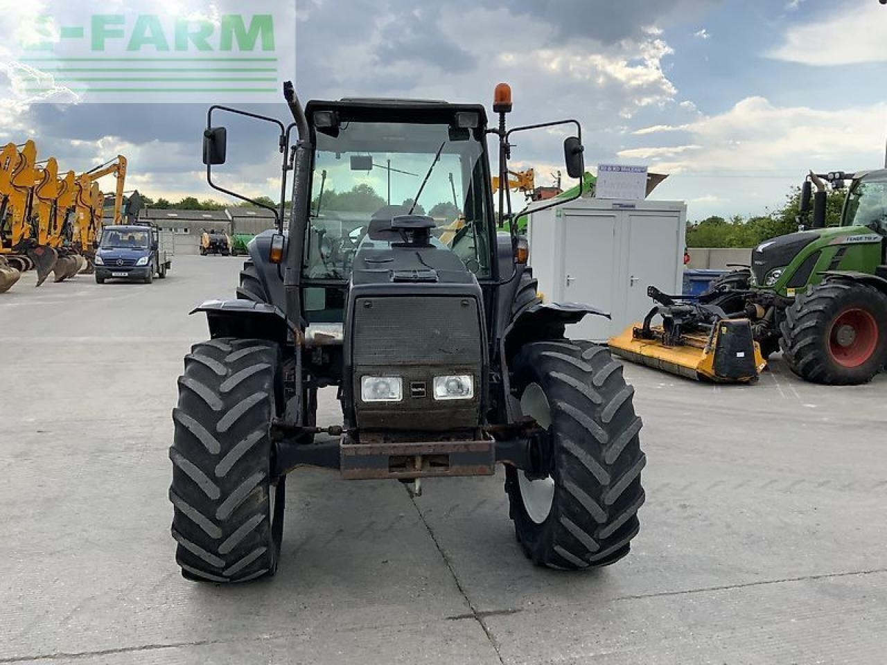 Valtra valtra/valmet 6800 tractor (st23222) - Traktor: 3 kép. Valtra valtra/valmet 6800 tractor (st23222) - Traktor: 3 kép.