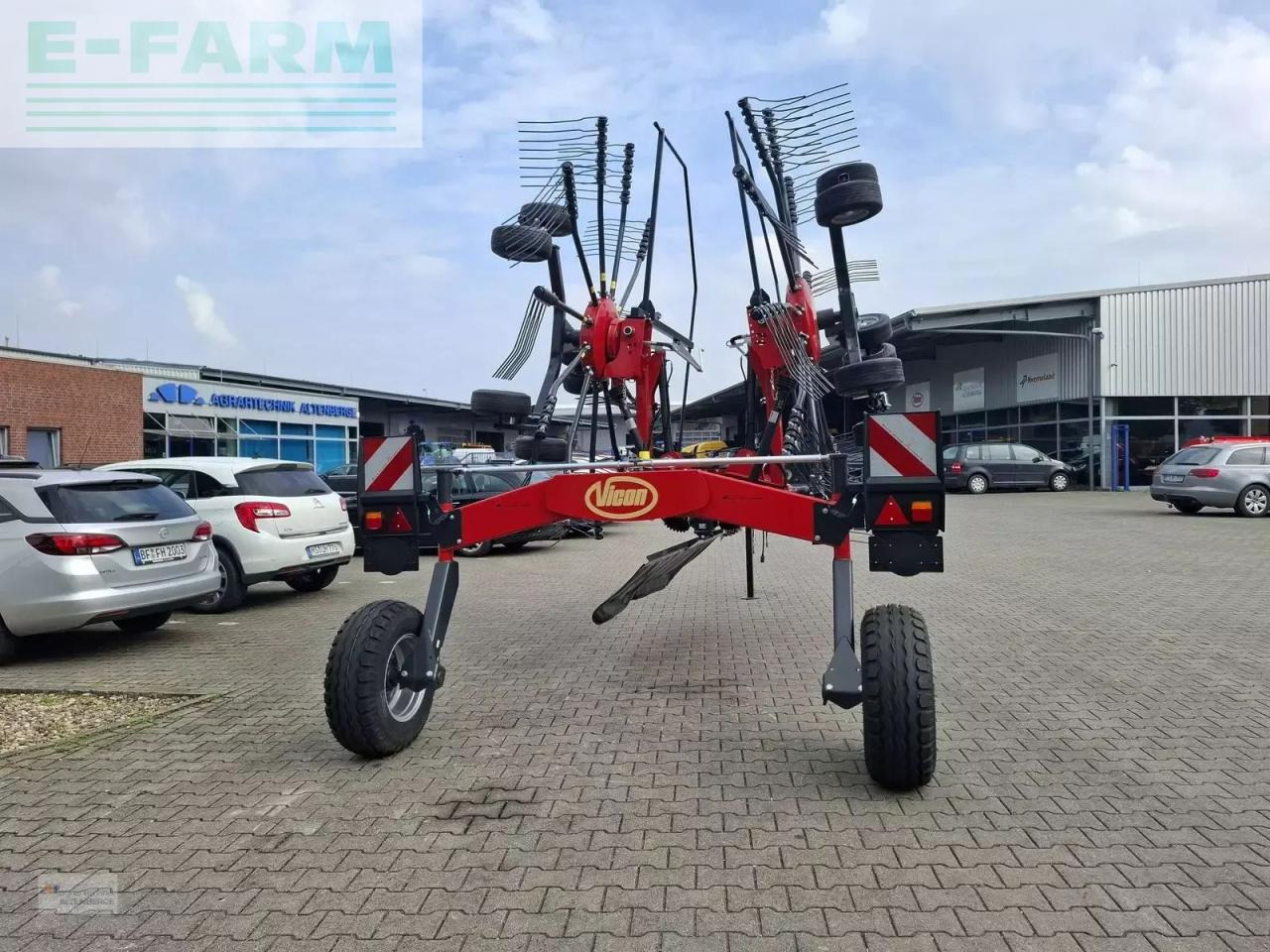 Vicon andex 724 compactline - Szénaforgató: 4 kép. Vicon andex 724 compactline - Szénaforgató: 4 kép.
