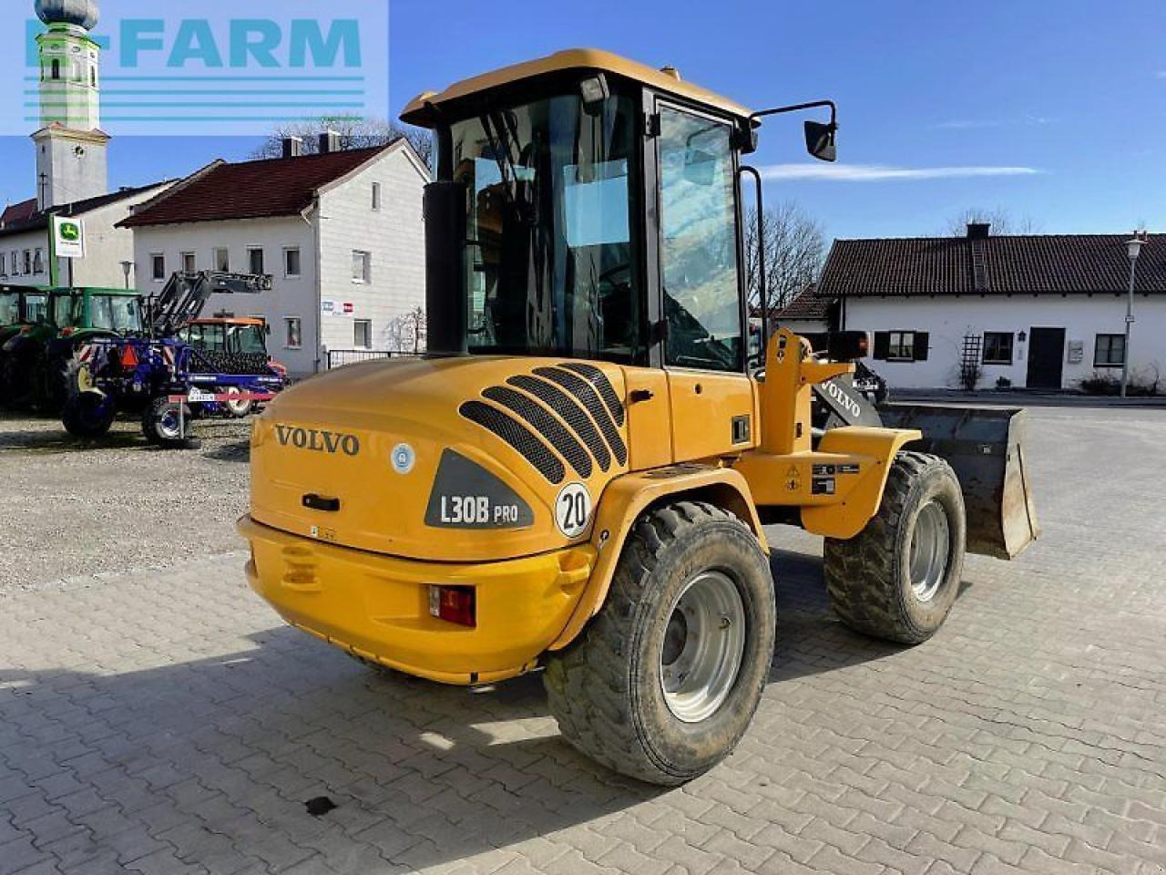Volvo l 30b pro - Minikotró: 4 kép. Volvo l 30b pro - Minikotró: 4 kép.