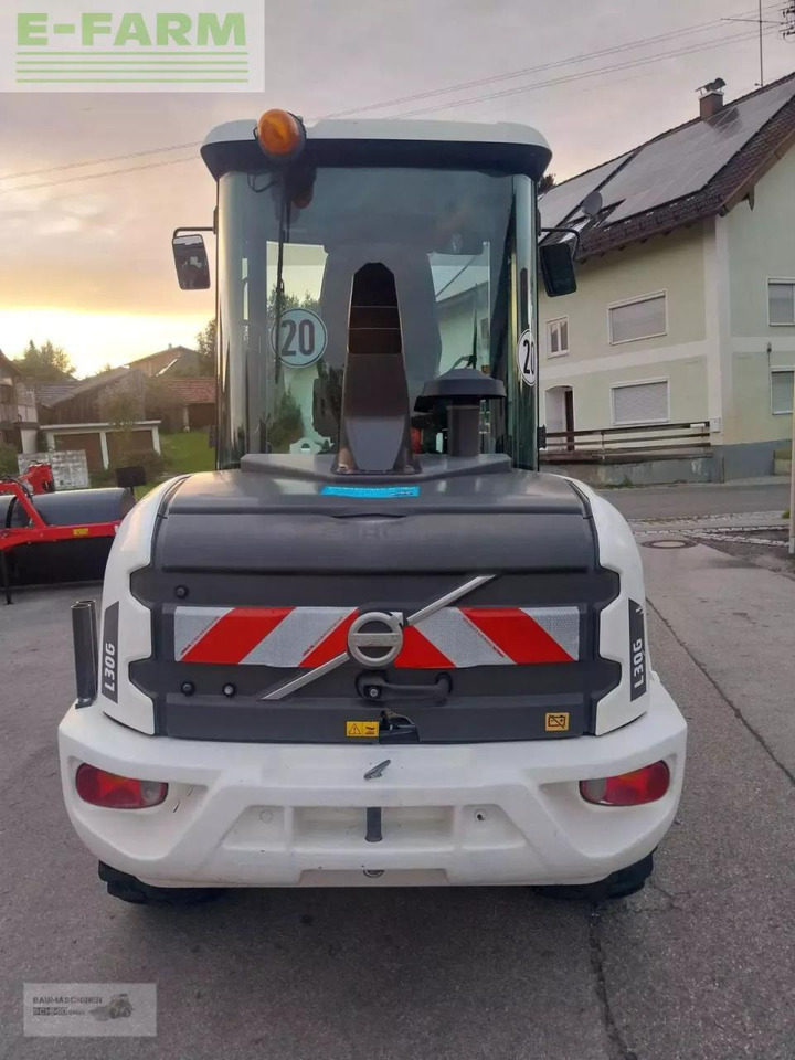 Volvo l 30g - Minikotró: 4 kép. Volvo l 30g - Minikotró: 4 kép.