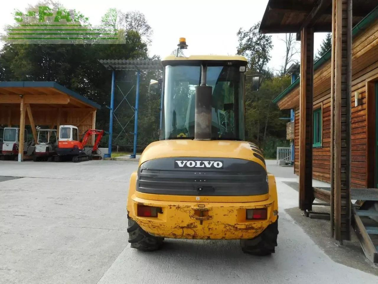 Volvo l35b-z/s ( 6.650kg ) - Minikotró: 3 kép. Volvo l35b-z/s ( 6.650kg ) - Minikotró: 3 kép.