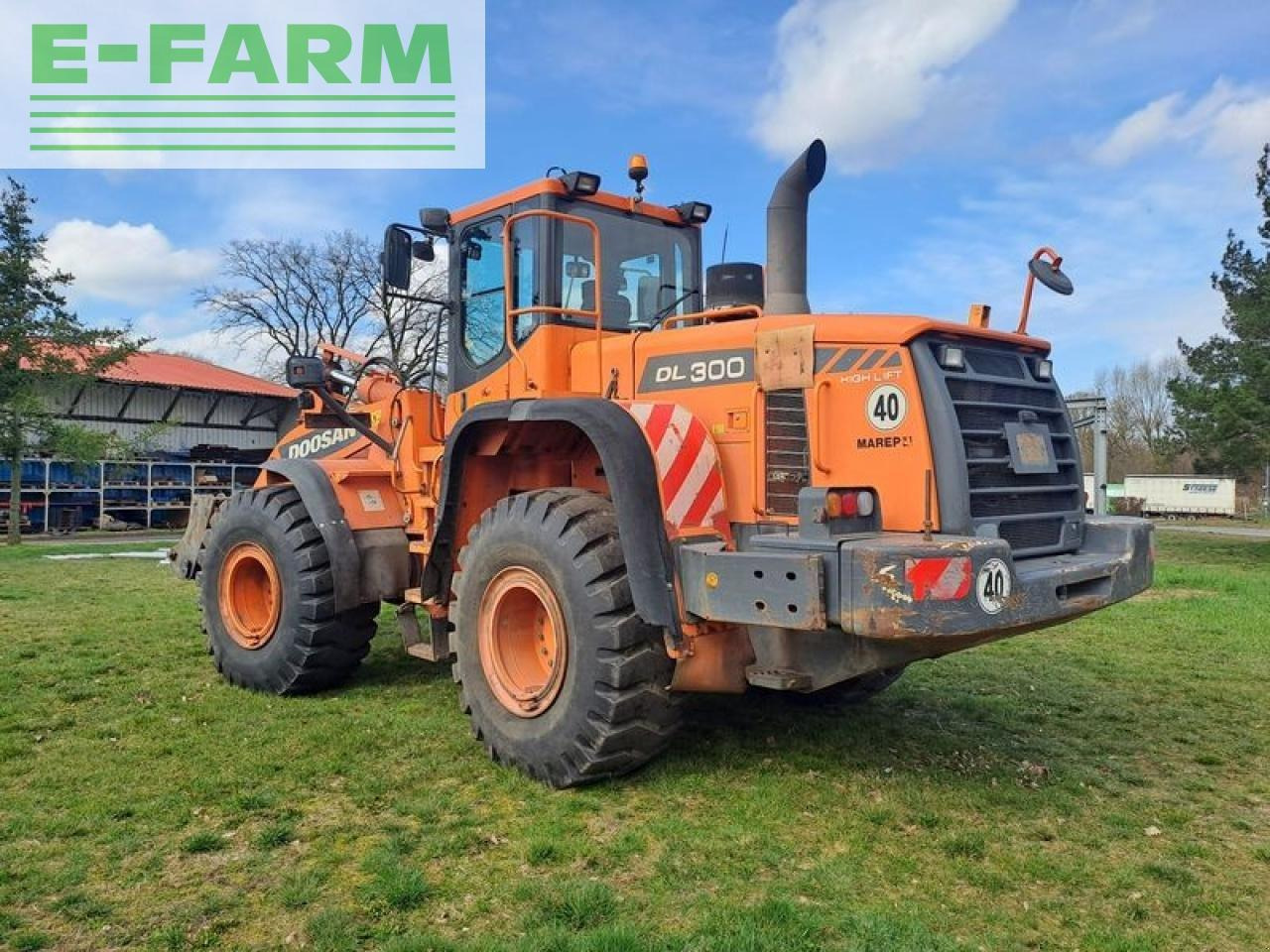 Volvo n/a - Minikotró: 4 kép. Volvo n/a - Minikotró: 4 kép.