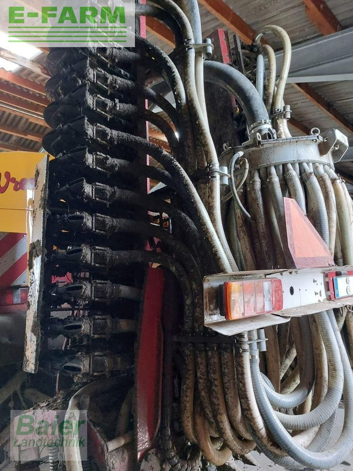 Vredo pf9000 - Szippantó tartálykocsi: 4 kép. Vredo pf9000 - Szippantó tartálykocsi: 4 kép.