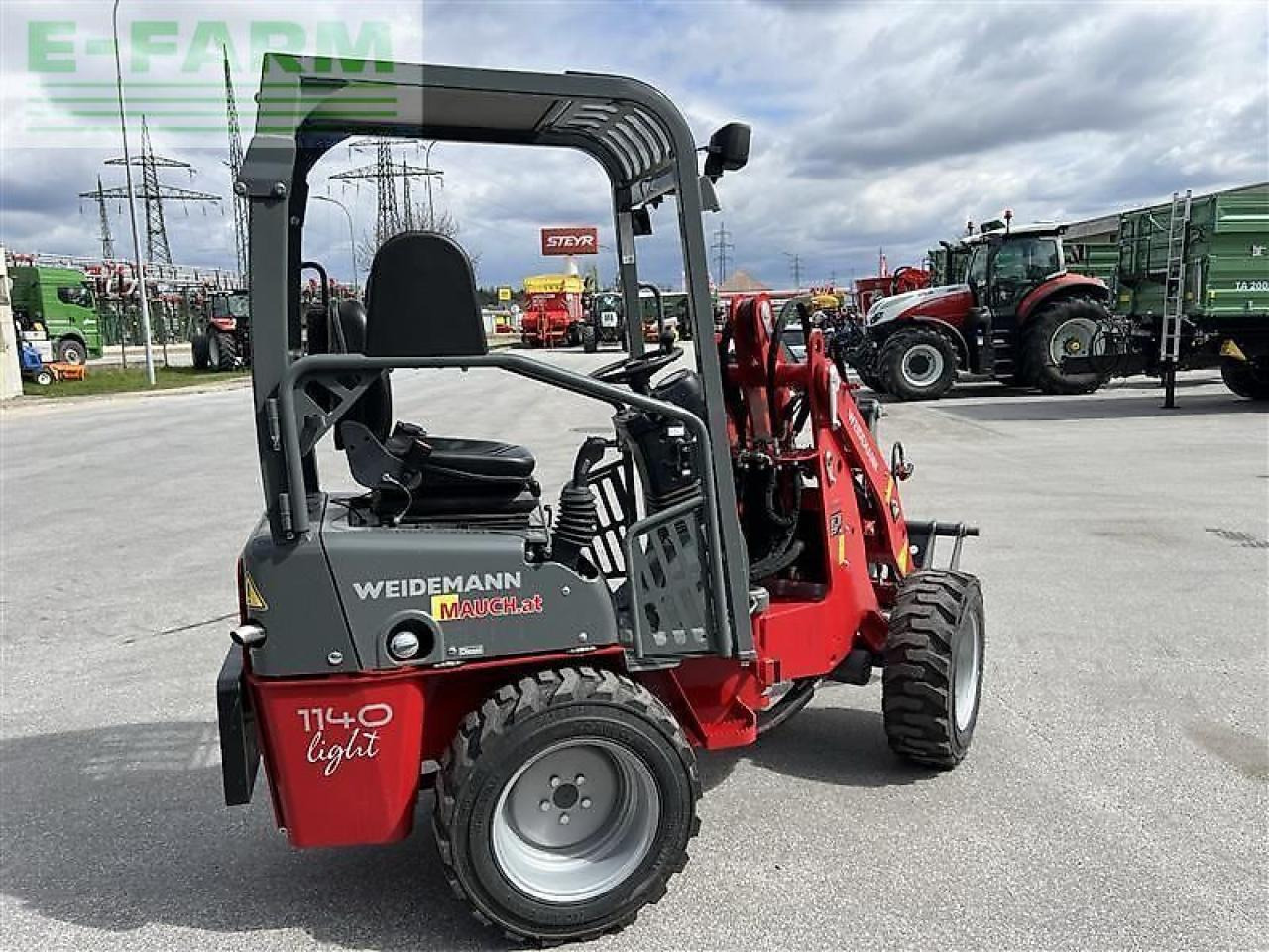 Weidemann 1140 light - Minikotró: 3 kép. Weidemann 1140 light - Minikotró: 3 kép.