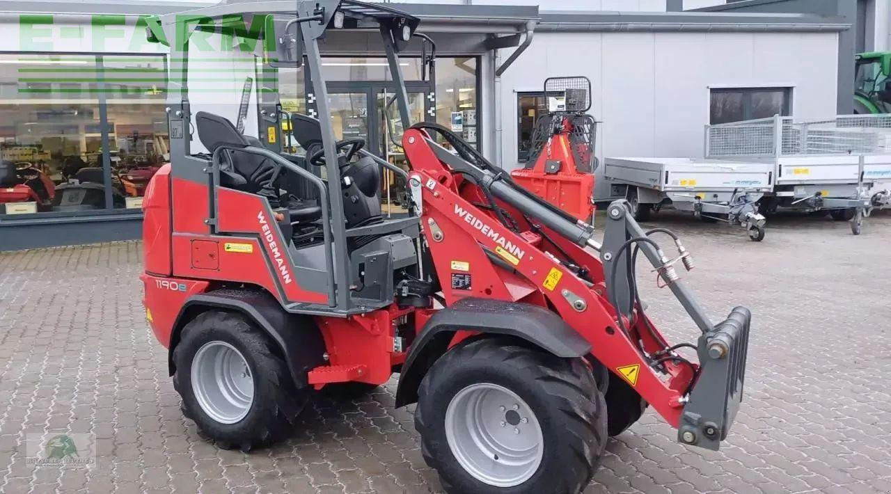 Weidemann 1190e - Gumikerekes homlokrakodó: 2 kép. Weidemann 1190e - Gumikerekes homlokrakodó: 2 kép.